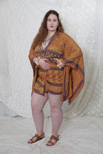 Load image into Gallery viewer, Dreamcatcher Kimono Short My Moon