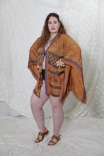 Load image into Gallery viewer, Dreamcatcher Kimono Short My Moon