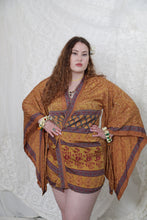 Load image into Gallery viewer, Dreamcatcher Kimono Short My Moon