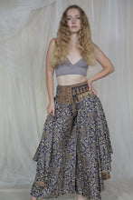 Load image into Gallery viewer, Dreamcatcher Pants Emerald Safire