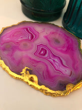 Load image into Gallery viewer, Agate Coaster Fushia