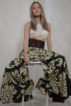 Load image into Gallery viewer, Dreamcatcher Pants Black Bloom