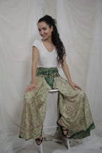 Load image into Gallery viewer, Dreamcatcher Pants Pista
