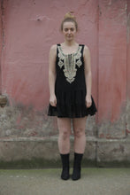 Load image into Gallery viewer, Boutique Dress Frockella Black
